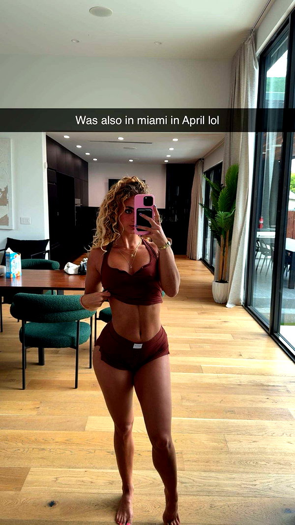 cclaire.bbear1 snapchat image archive image