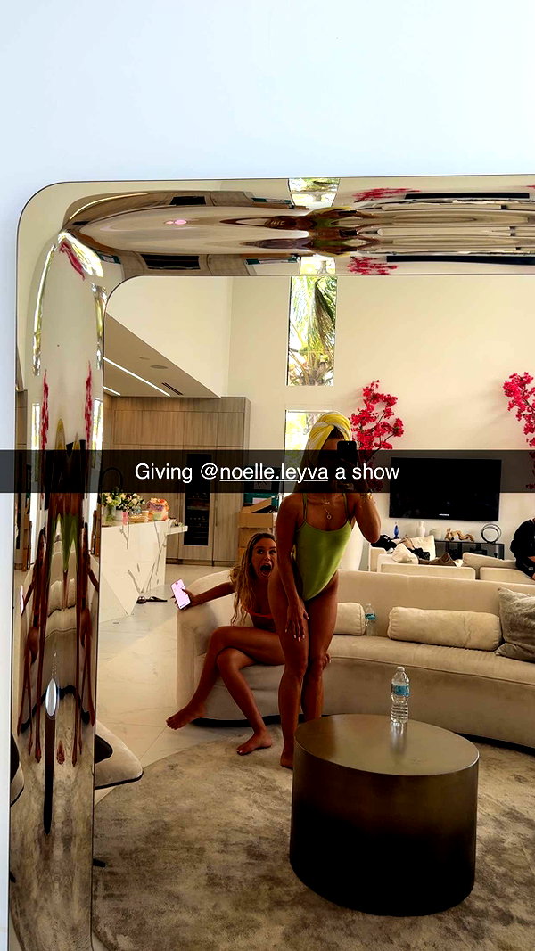 cclaire.bbear1 snapchat image archive image
