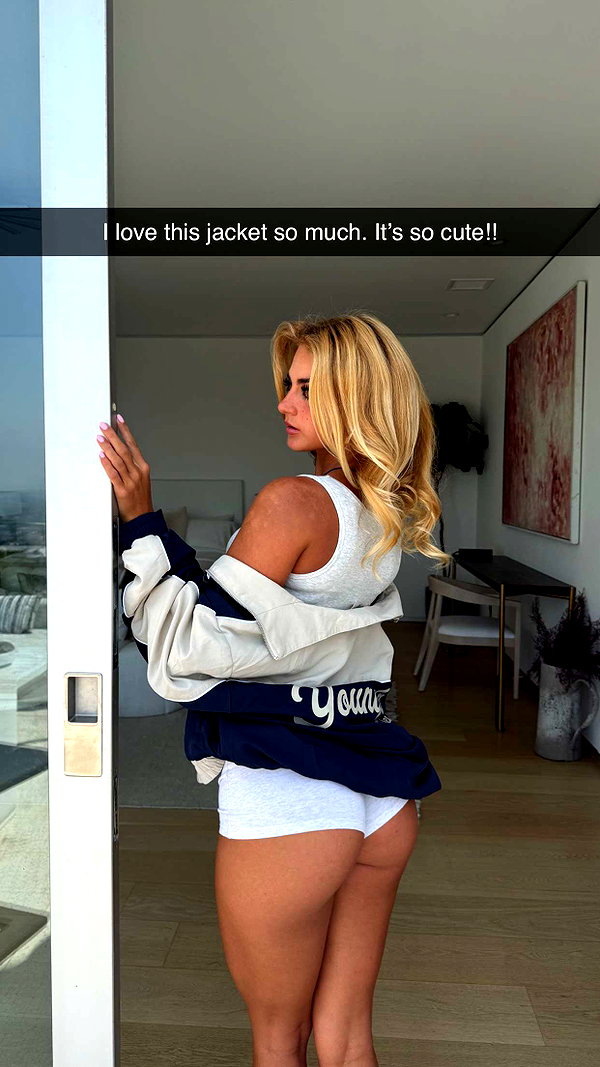 cclaire.bbear1 snapchat image archive image