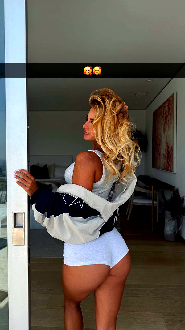 cclaire.bbear1 snapchat image archive image