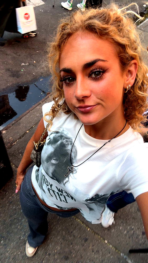 cclaire.bbear1 snapchat image archive image
