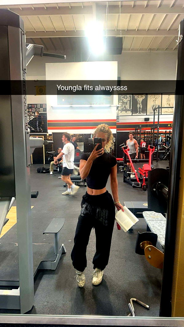 cclaire.bbear1 snapchat image archive image