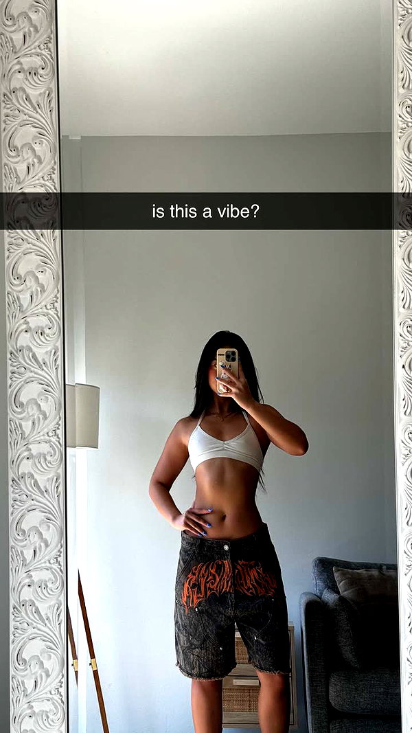 chantellemsia snapchat image archive image