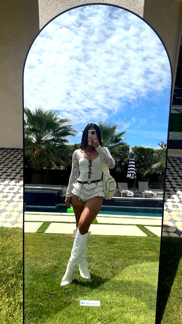 chantellemsia snapchat image archive image