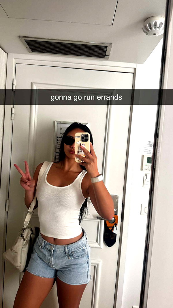chantellemsia snapchat image archive image