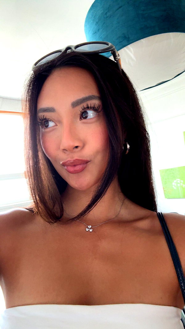 chantellemsia snapchat image archive image