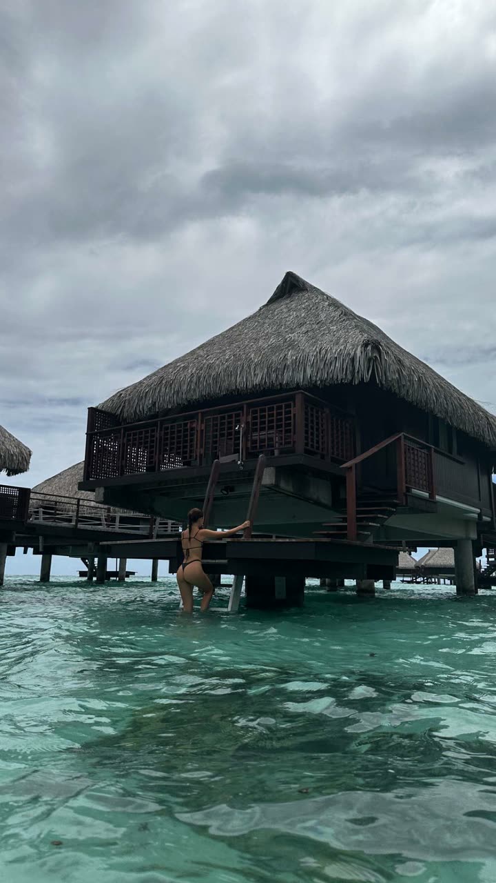 chloerosenbaum snapchat image archive image