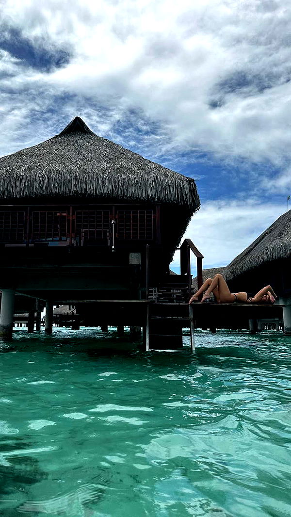 chloerosenbaum image ~ Altpins