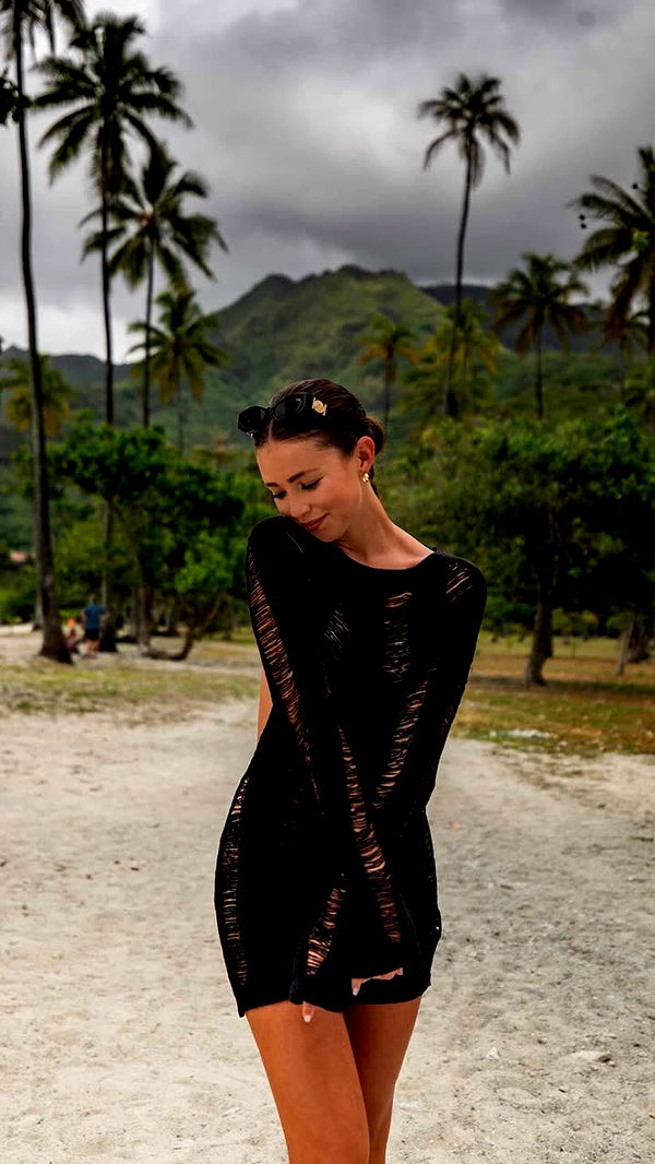 chloerosenbaum image ~ Altpins