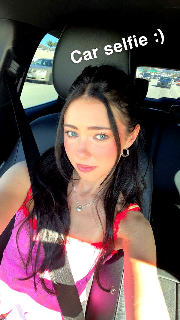 chloerosenbaum image ~ Altpins