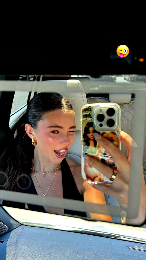 chloerosenbaum image ~ Altpins