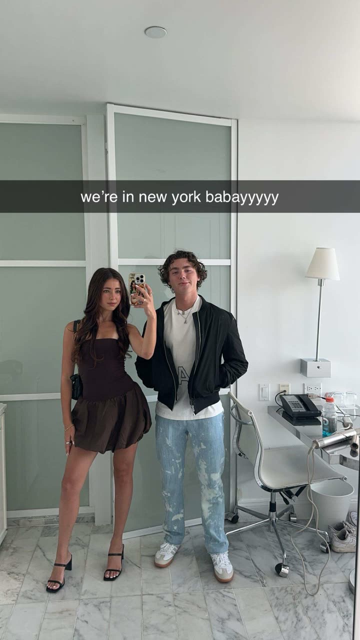 chloerosenbaum snapchat image archive image