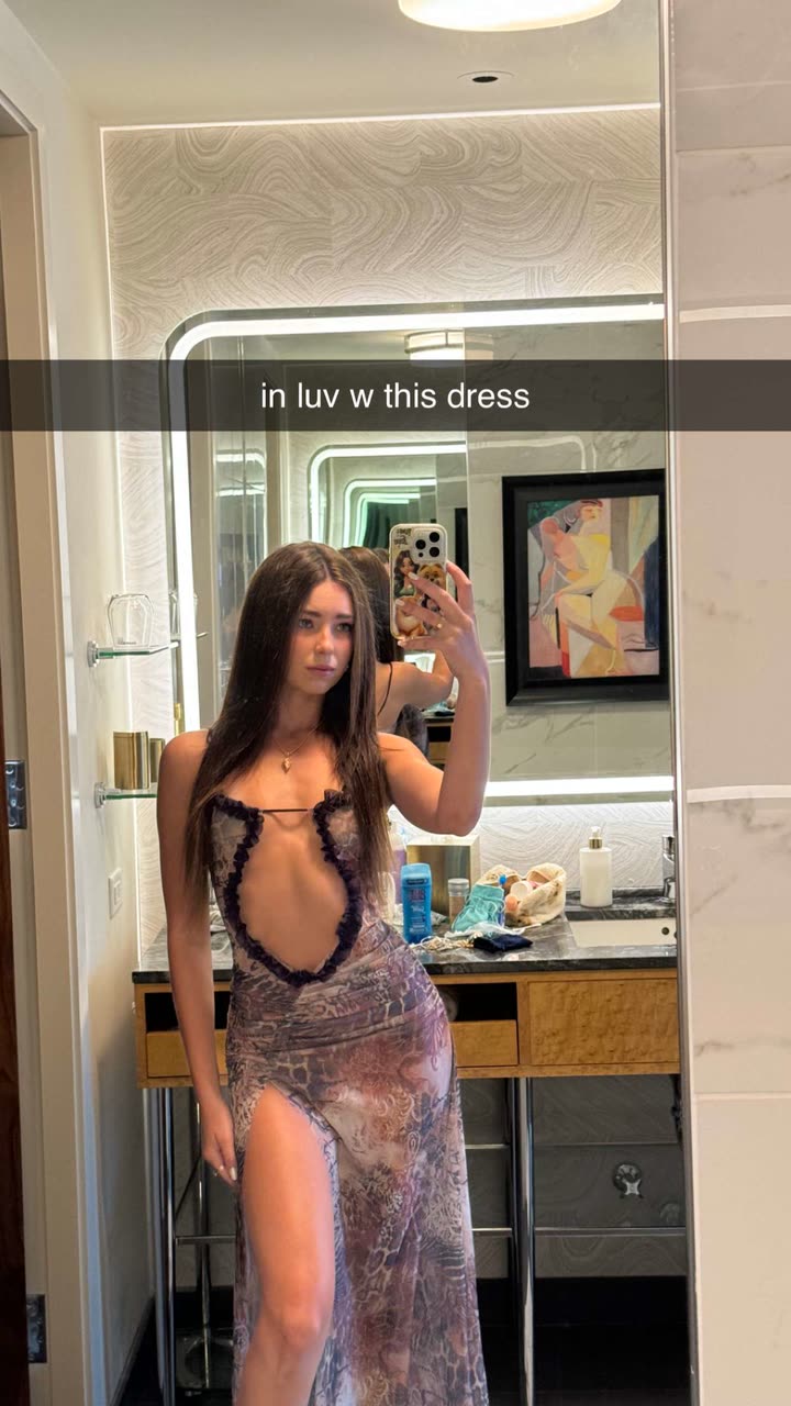 chloerosenbaum snapchat image archive image