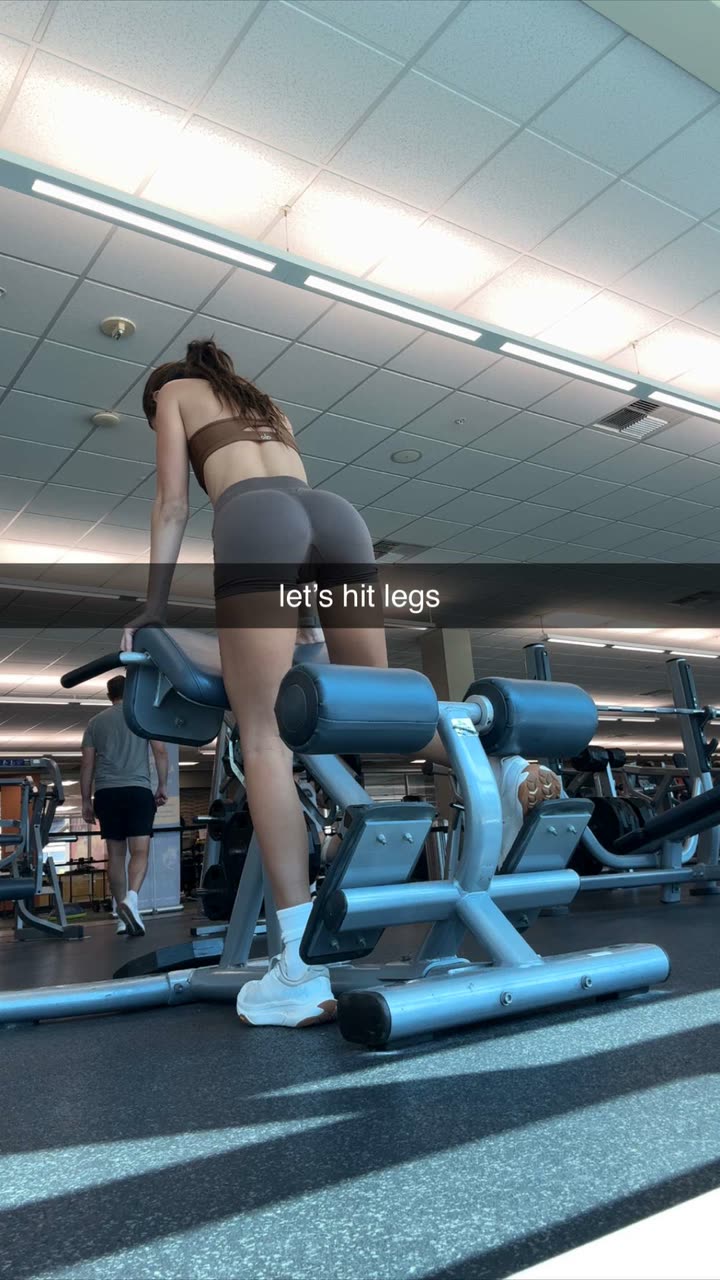 chloerosenbaum snapchat image archive image