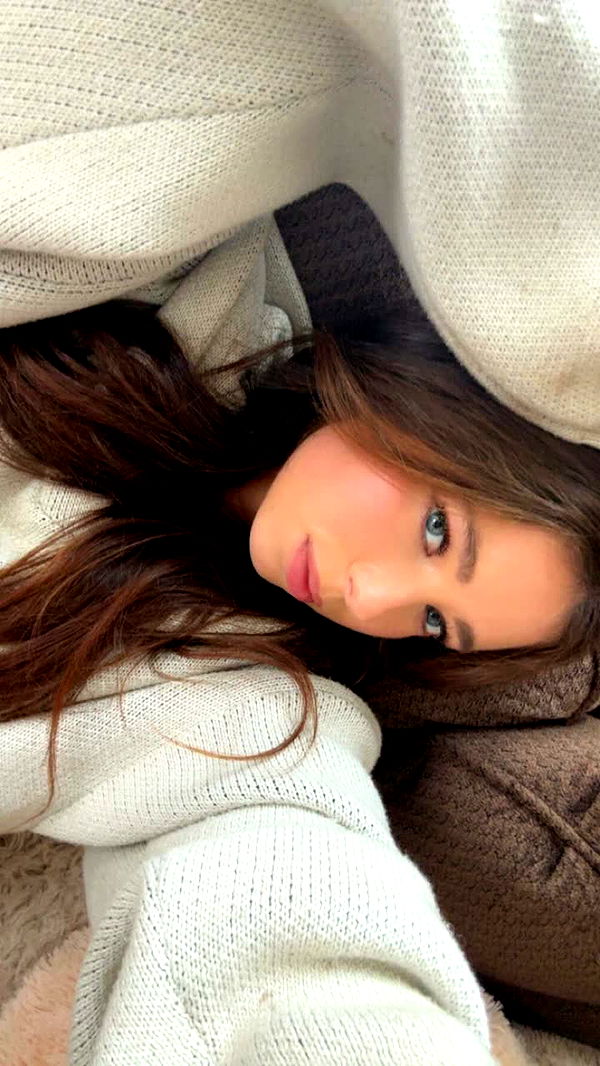 chloerosenbaum image ~ Altpins