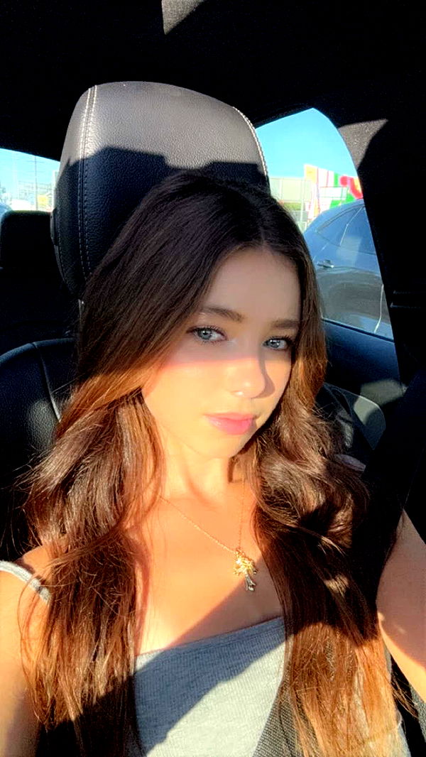 chloerosenbaum image ~ Altpins