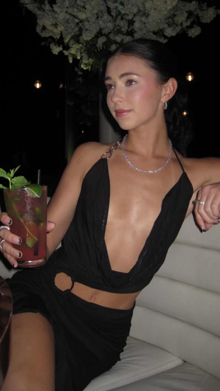 chloerosenbaum snapchat image archive image