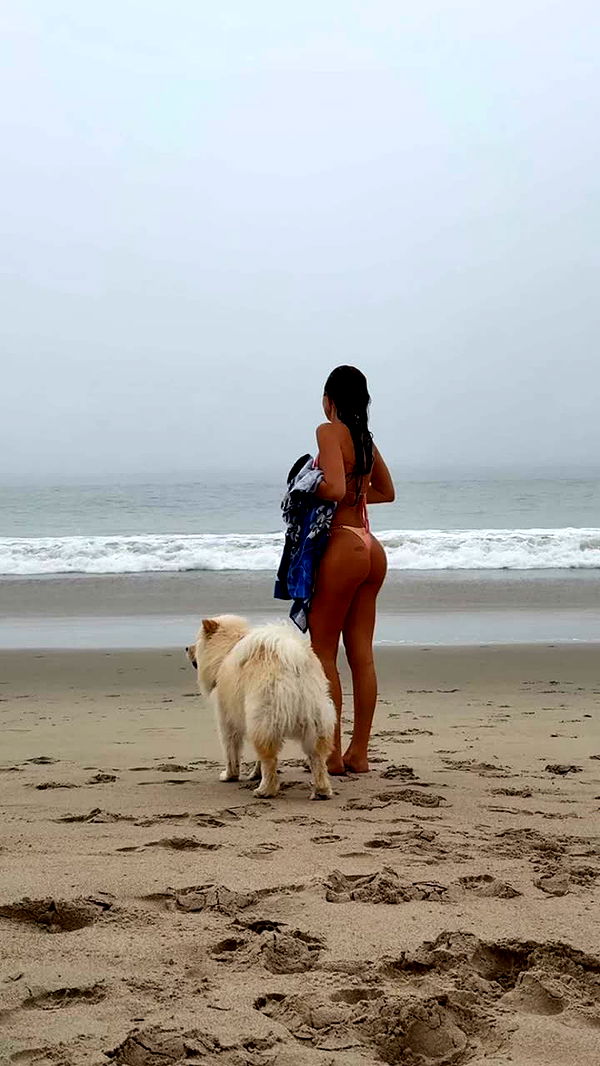 chloerosenbaum image ~ Altpins