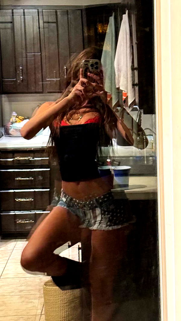 chloerosenbaum image ~ Altpins