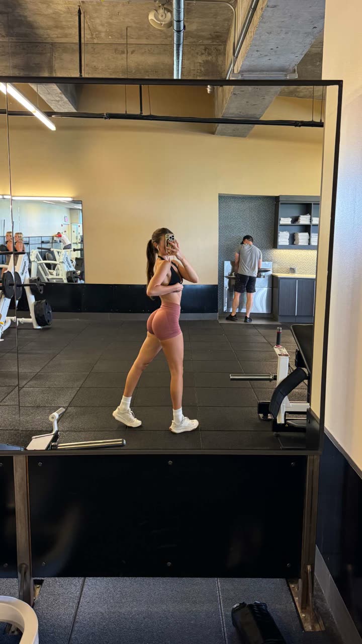 chloerosenbaum snapchat image archive image