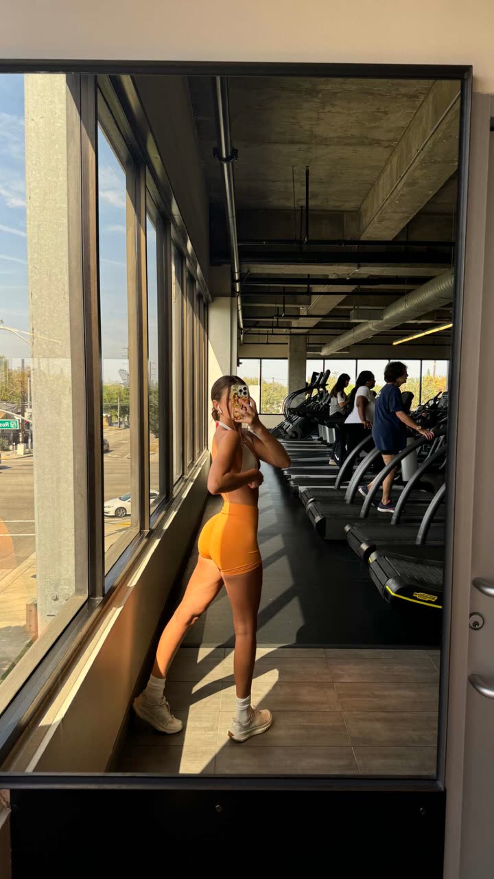 chloerosenbaum snapchat image archive image