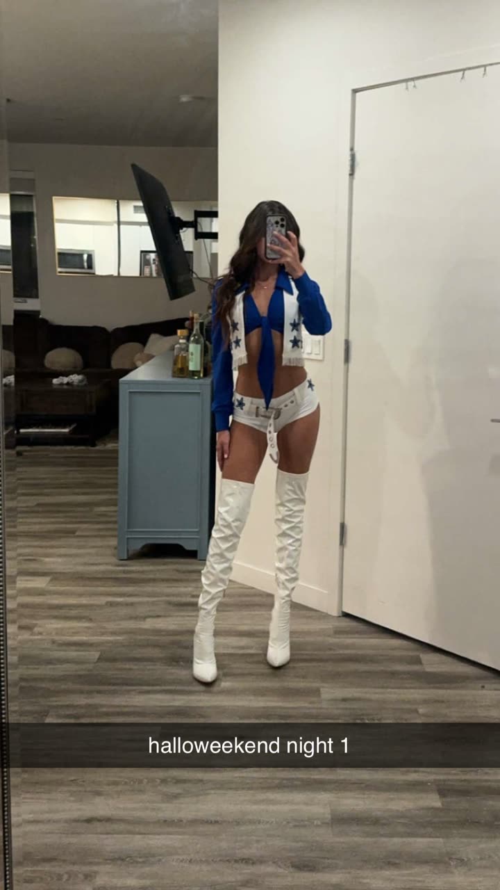 chloerosenbaum snapchat image archive image