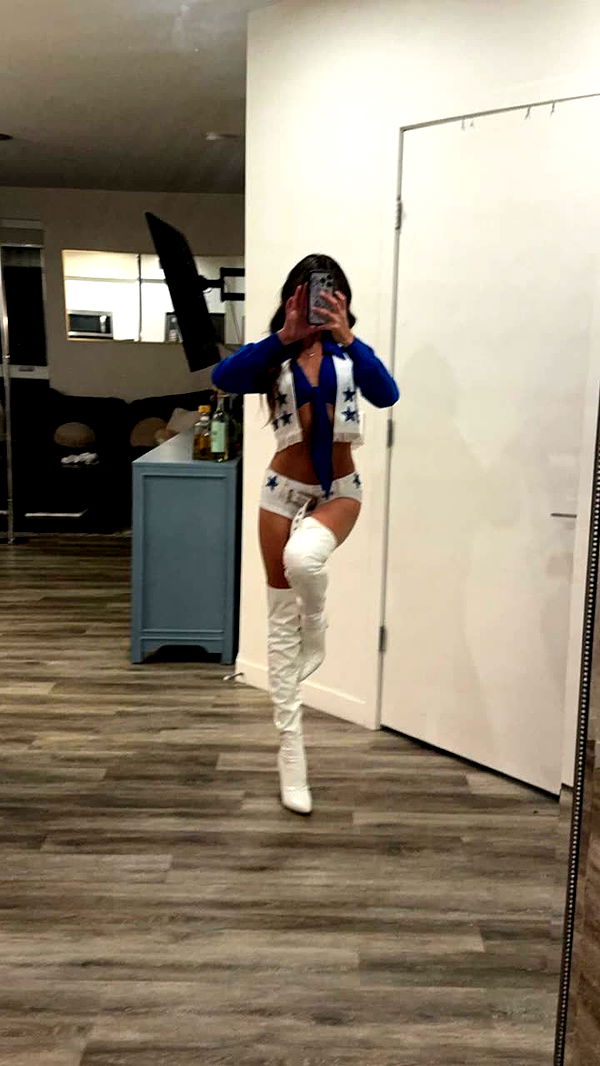 chloerosenbaum image ~ Altpins