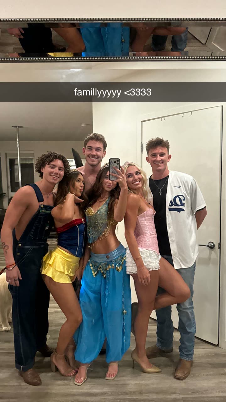 chloerosenbaum snapchat image archive image