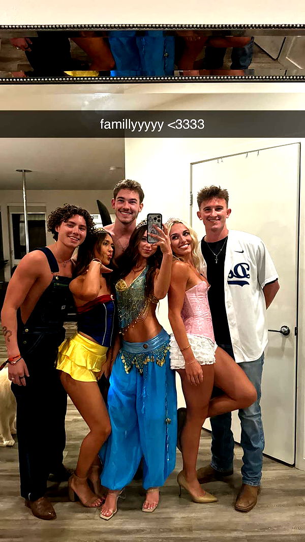 chloerosenbaum image ~ Altpins