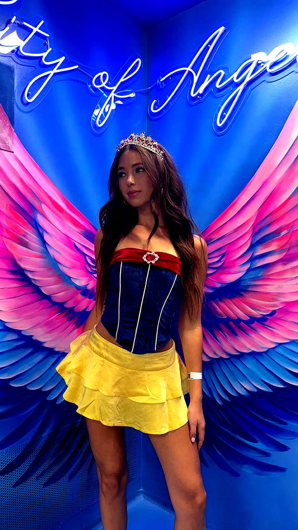 chloerosenbaum image ~ Altpins