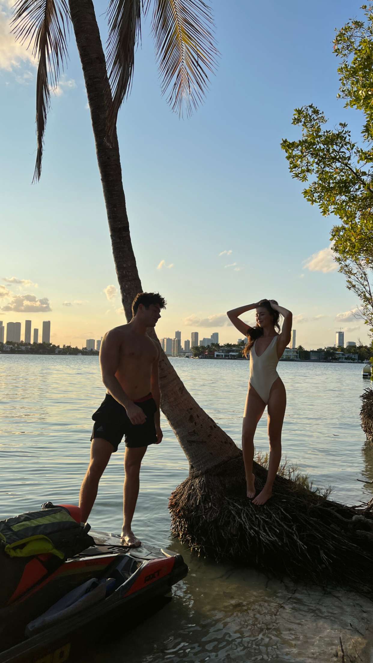 chloerosenbaum snapchat image archive image