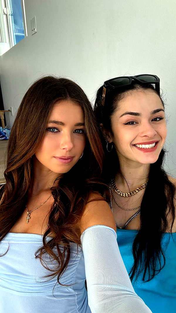 chloerosenbaum image ~ Altpins