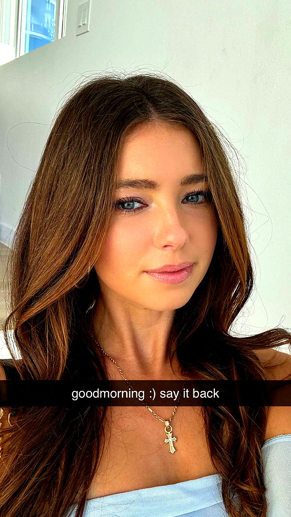 chloerosenbaum image ~ Altpins