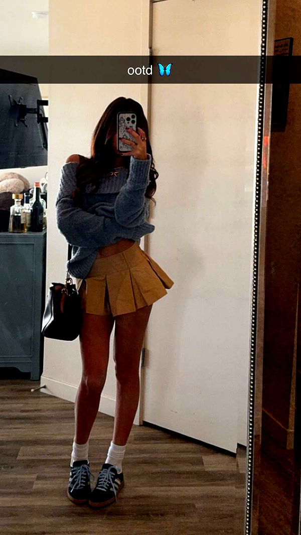 chloerosenbaum image ~ Altpins