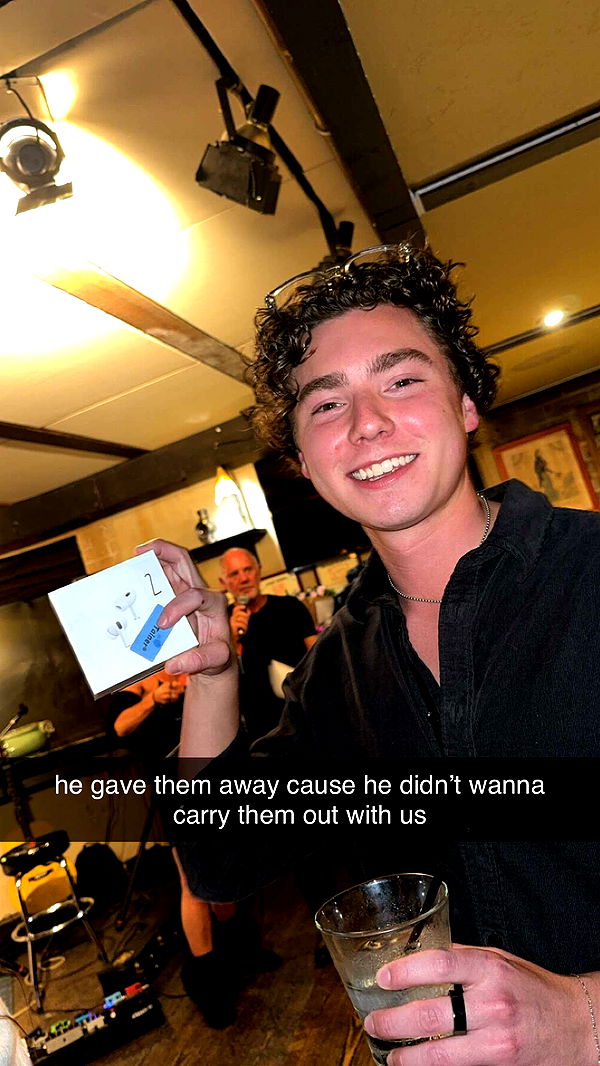 chloerosenbaum image ~ Altpins