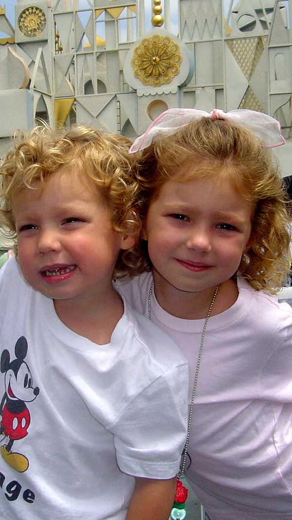 chloerosenbaum image ~ Altpins