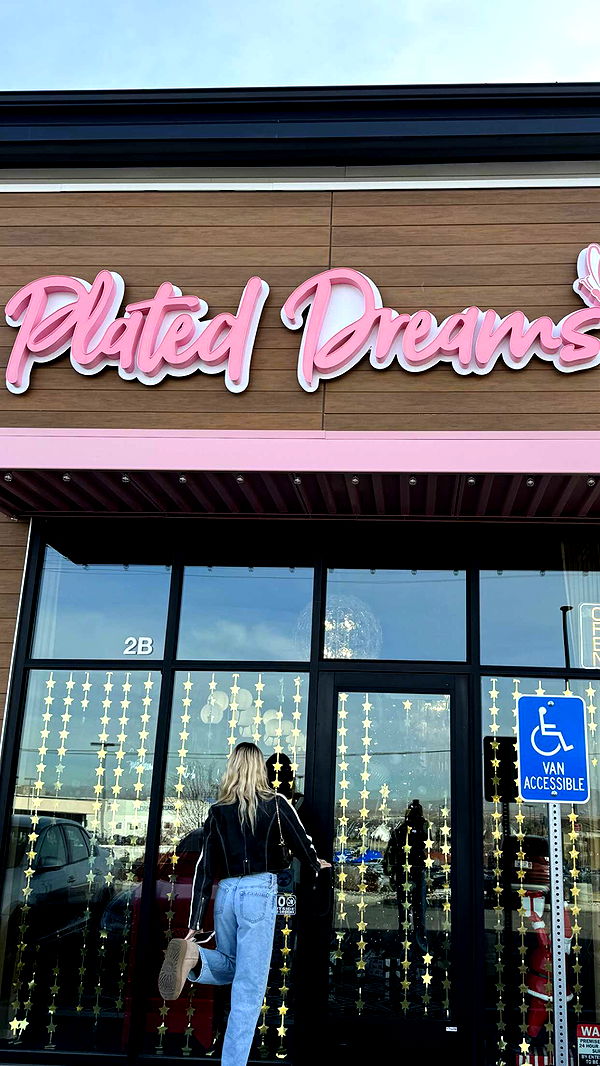 chloerosenbaum image ~ Altpins