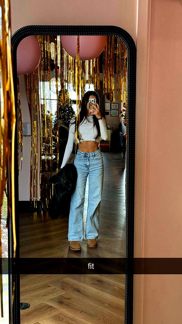 chloerosenbaum image ~ Altpins