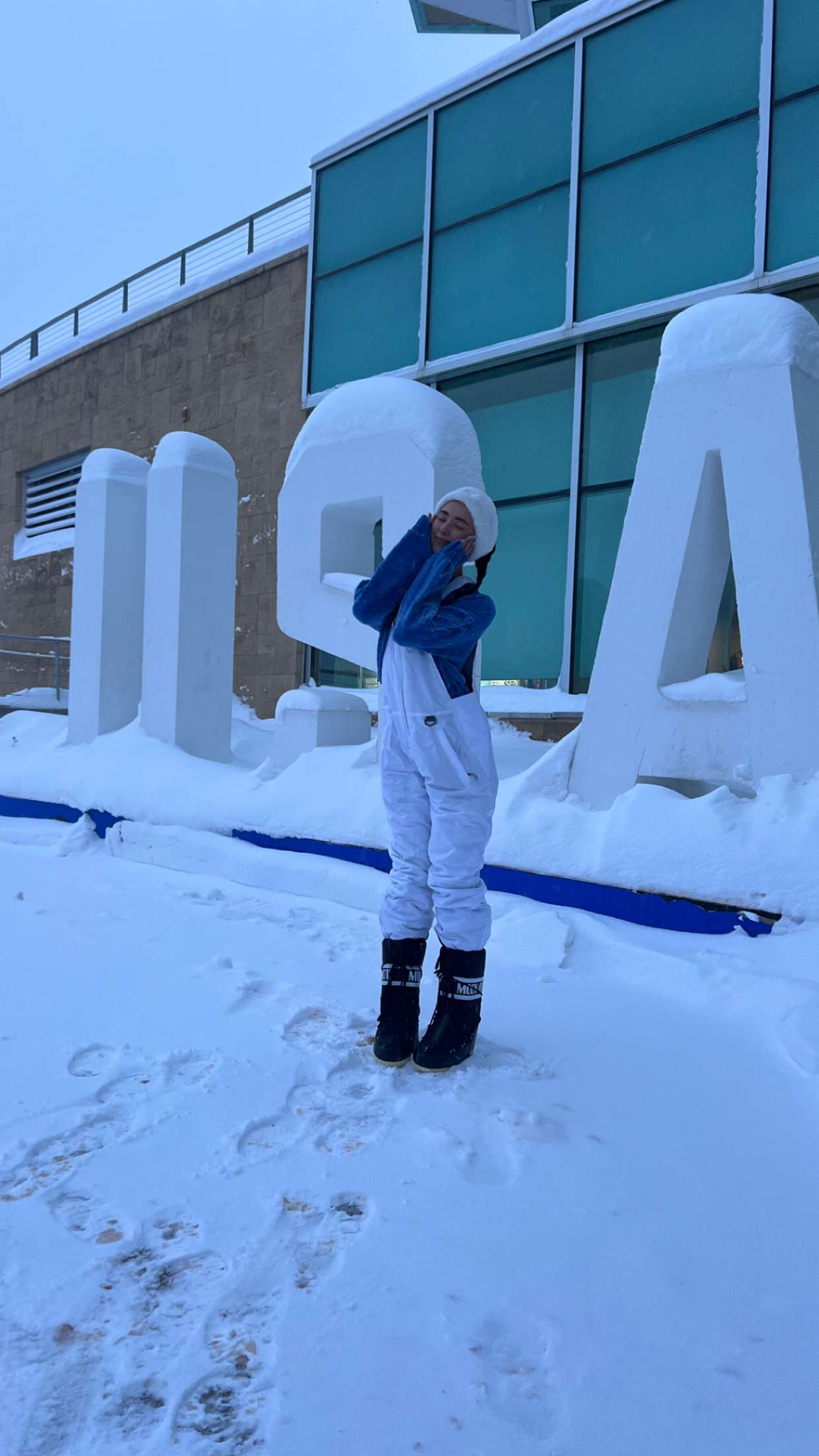 chloerosenbaum snapchat image archive image