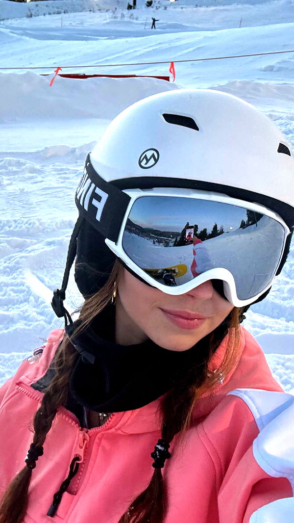 chloerosenbaum image ~ Altpins