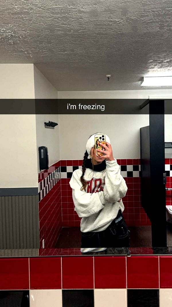 chloerosenbaum image ~ Altpins