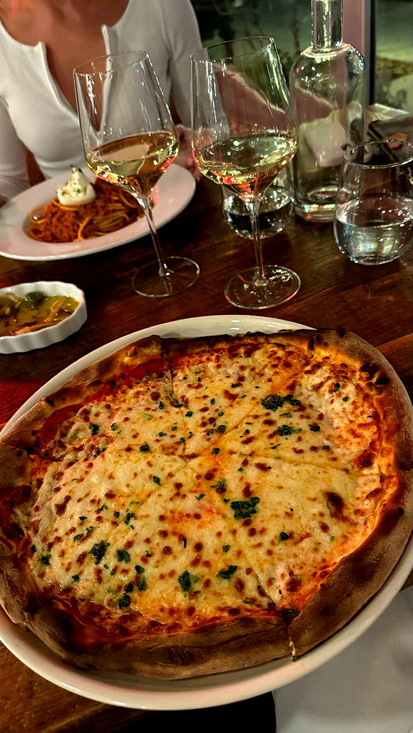 chloerosenbaum image ~ Altpins