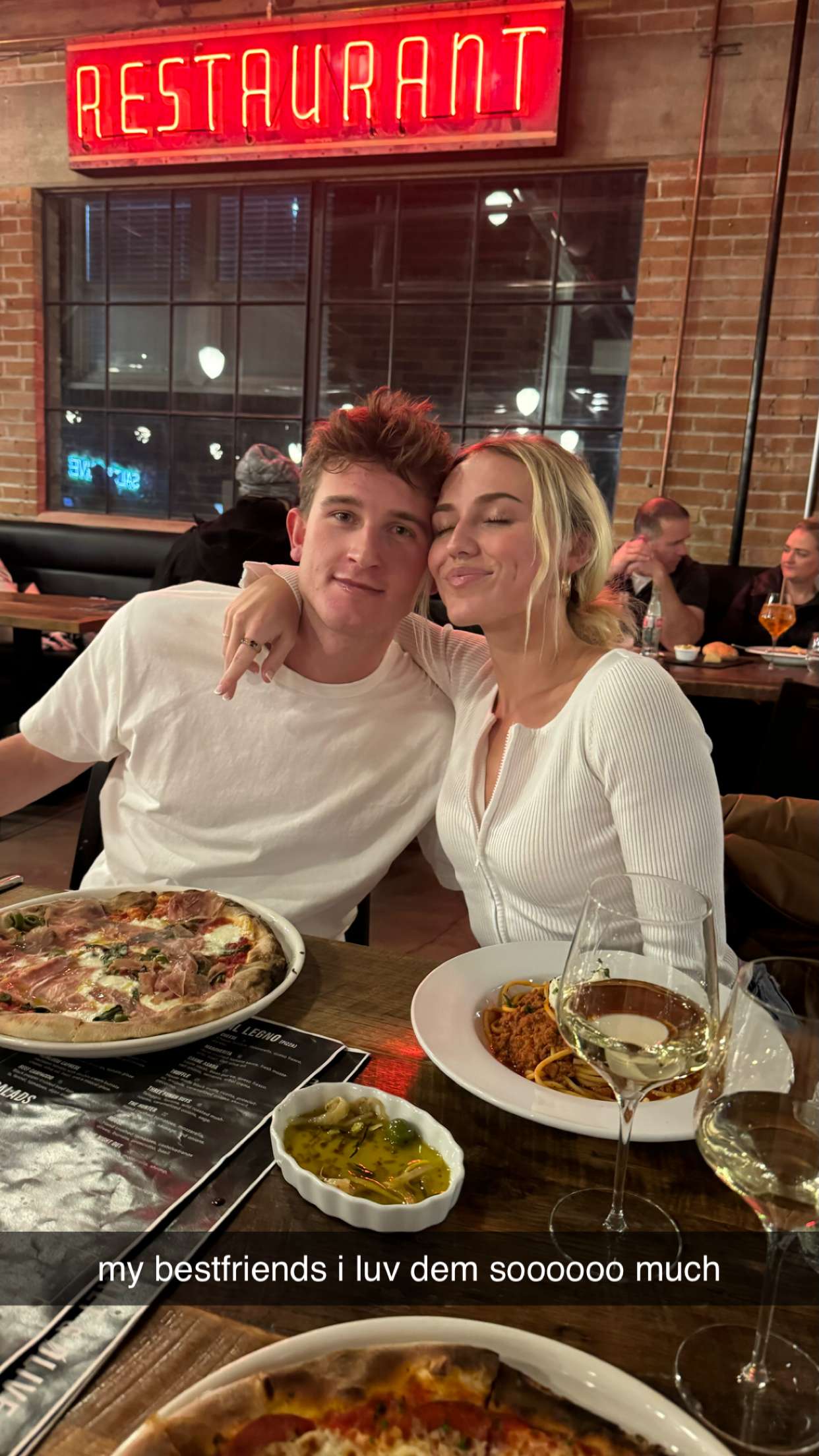 chloerosenbaum snapchat image archive image