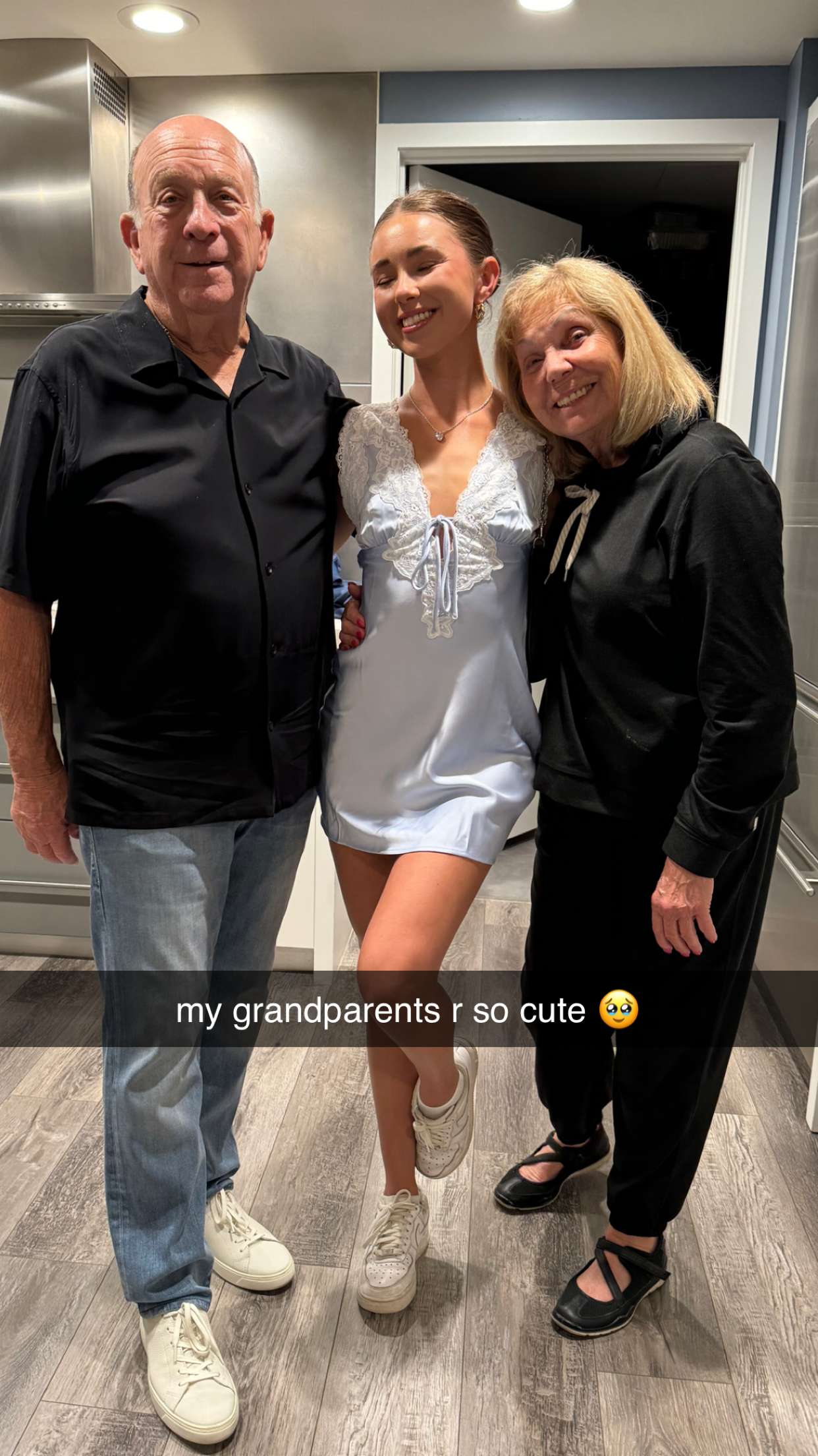 chloerosenbaum snapchat image archive image