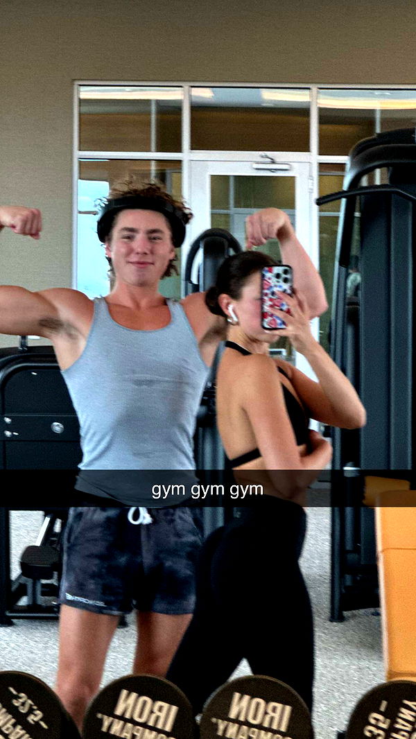 chloerosenbaum image ~ Altpins