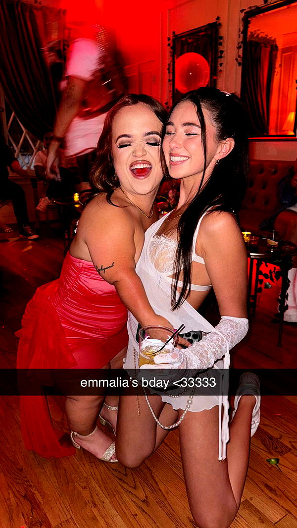 chloerosenbaum image ~ Altpins