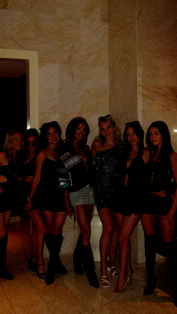 chloerosenbaum image ~ Altpins