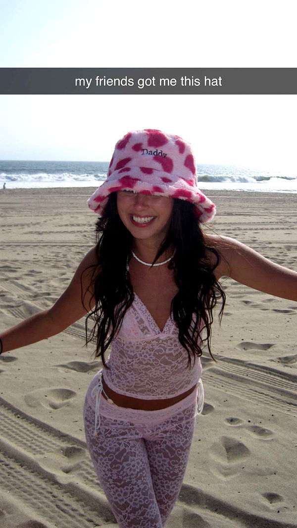 chloerosenbaum image ~ Altpins