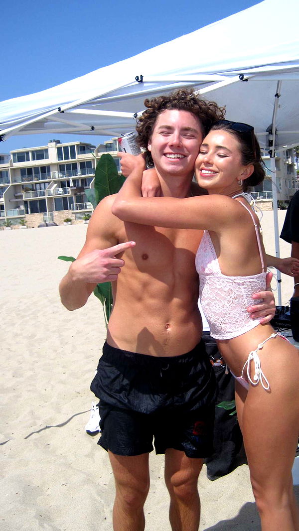 chloerosenbaum image ~ Altpins