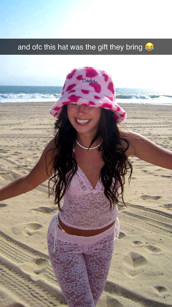 chloerosenbaum image ~ Altpins